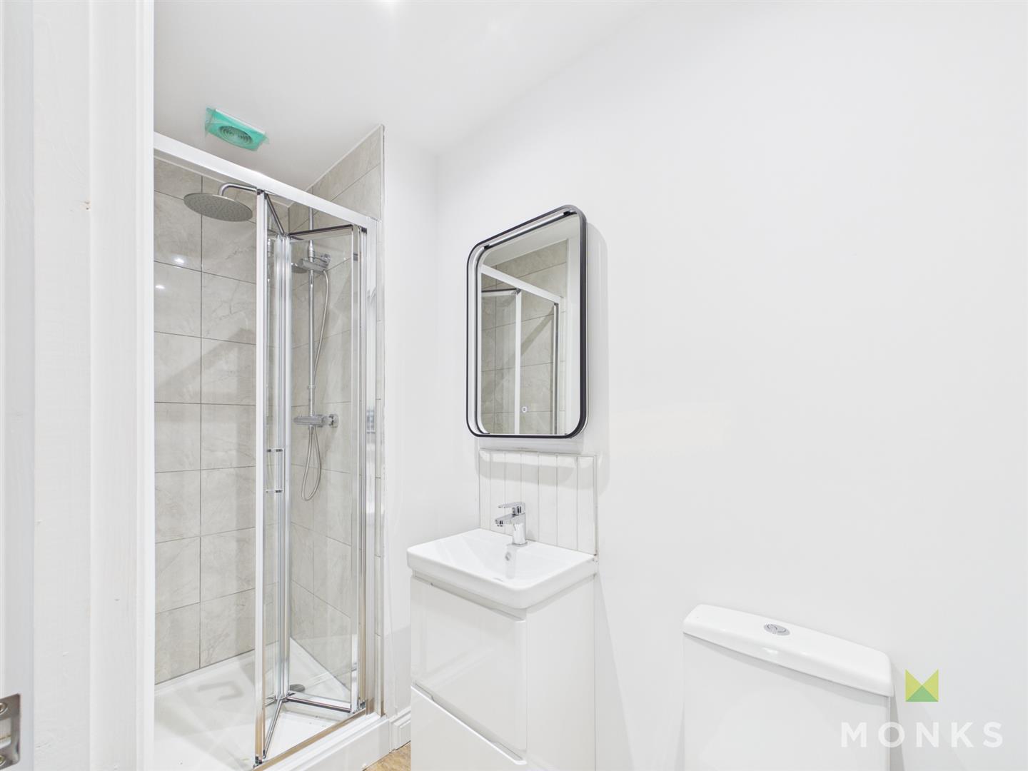 8 Lymehurst Court, Shrewsbury, SY1 2QT For Sale